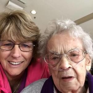 Meet your Posher, Debbie